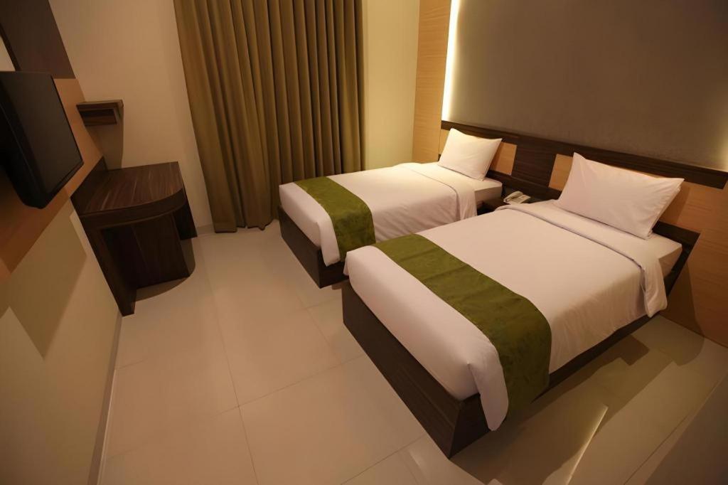 Dpalma Hotel Бандунг Екстериор снимка