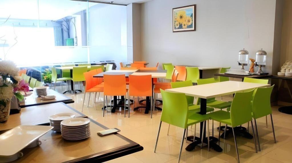Dpalma Hotel Бандунг Екстериор снимка