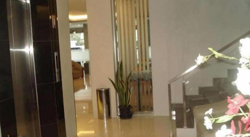 Dpalma Hotel Бандунг Екстериор снимка